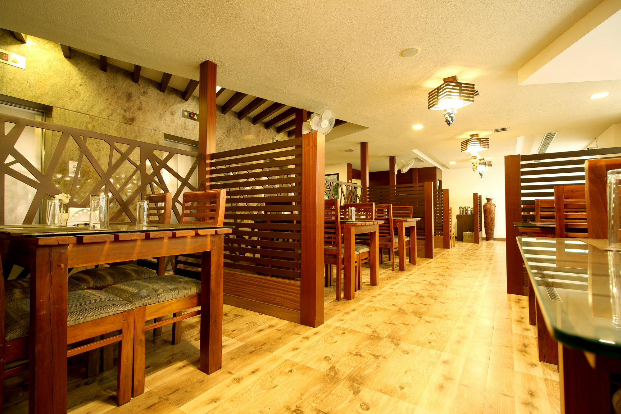 Treebo Trend Edge St Marks Road Μπανγκαλόρ Εξωτερικό φωτογραφία